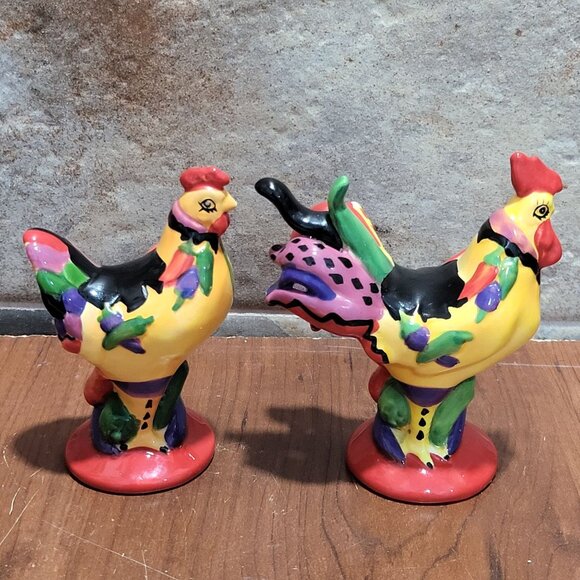 Sharon Neuhaus Chicken Rooster Salt and Pepper Shakers - Picture 12 of 12